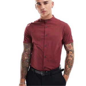 Men's Burgundy Short Sleeve Button Down Shirt - medium